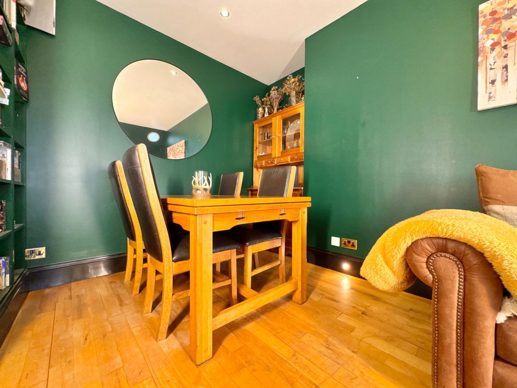 Additional image 13 of 2 bed flat for saleCastle Terrace, Bridge Of Weir PA11