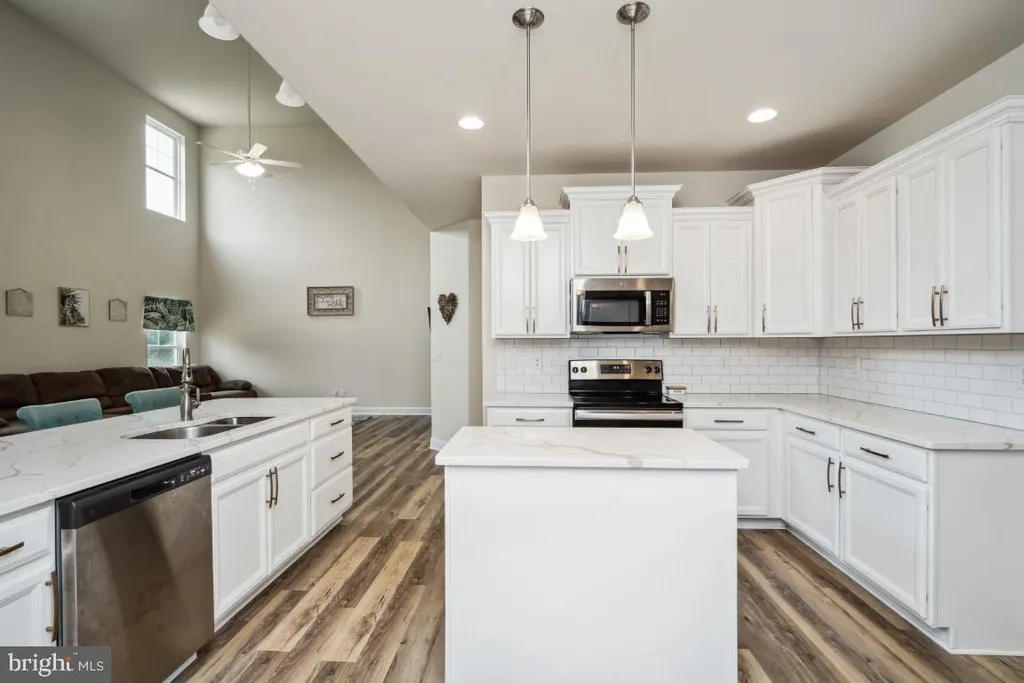 Additional image 4 of 422 Jackie Drive, Ocean View, DE 19970