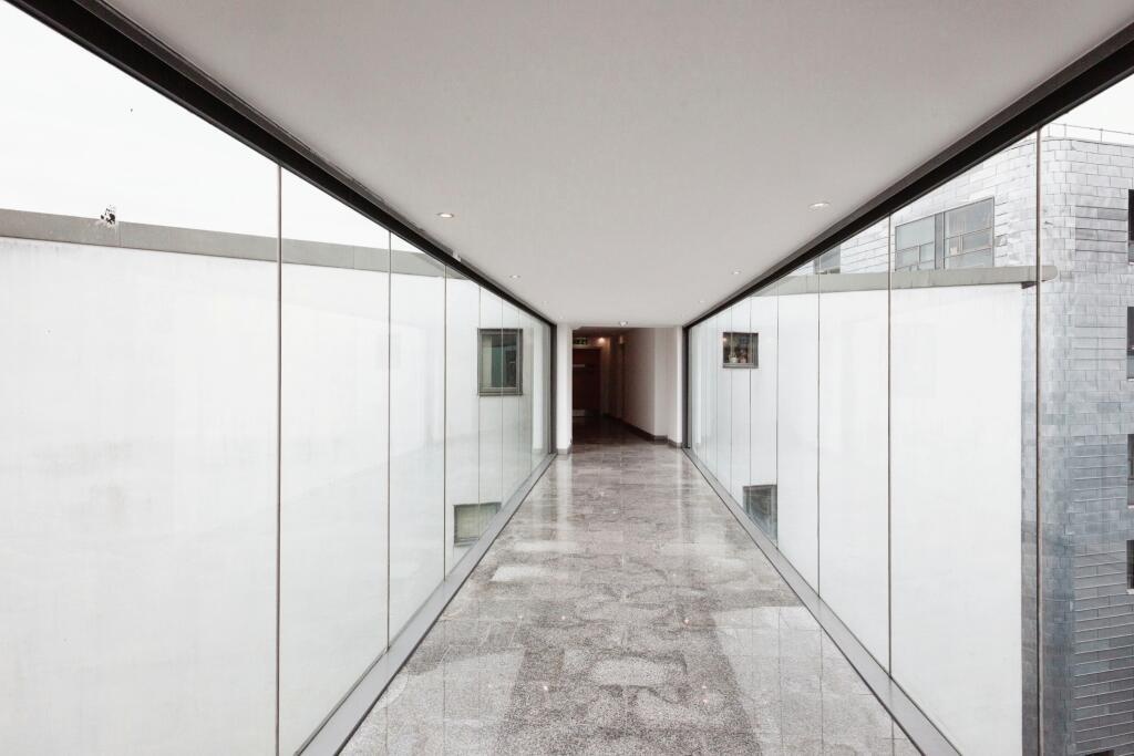 Additional image 4 of 2 Bed Flat, Oldham Road, M4, N1 7GU