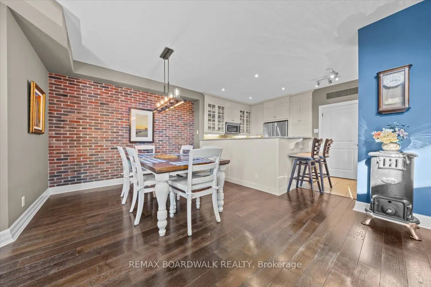 Additional image 4 of 320 Mcleod Street #Ph804