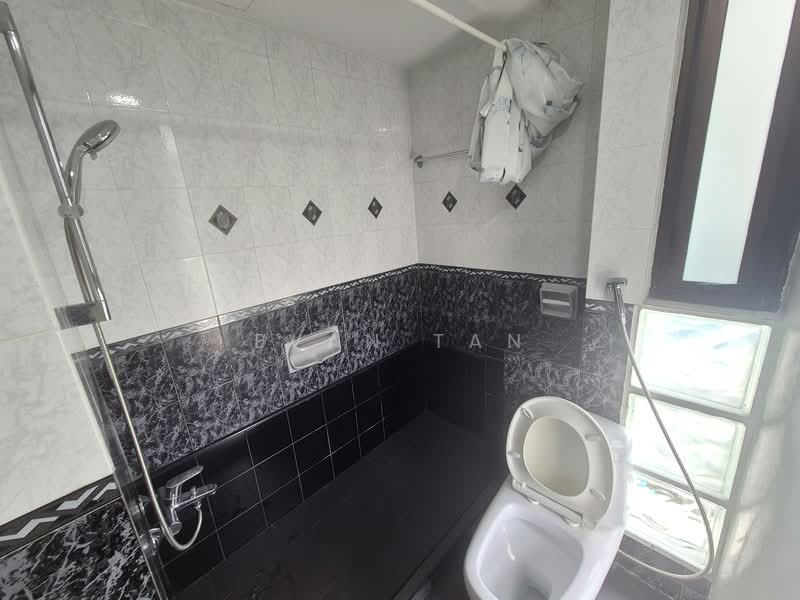 Additional image 4 of Master Room beside Tanah Merah! 1 Pax only!