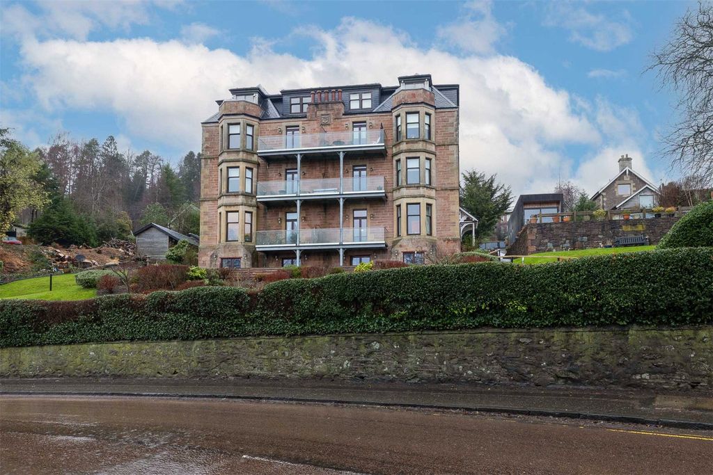 2 bed flat for saleFlat 7, Benheath House, Gwydyr Road, Crieff, Perth And Kinross PH7