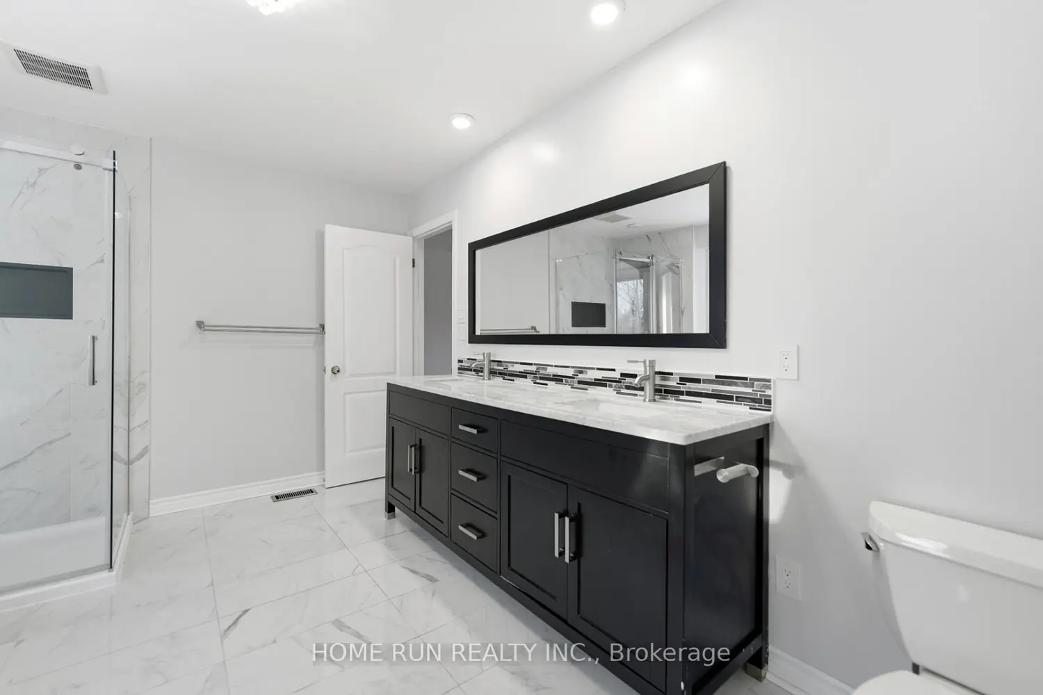 Additional image 10 of 35 Weslock Way