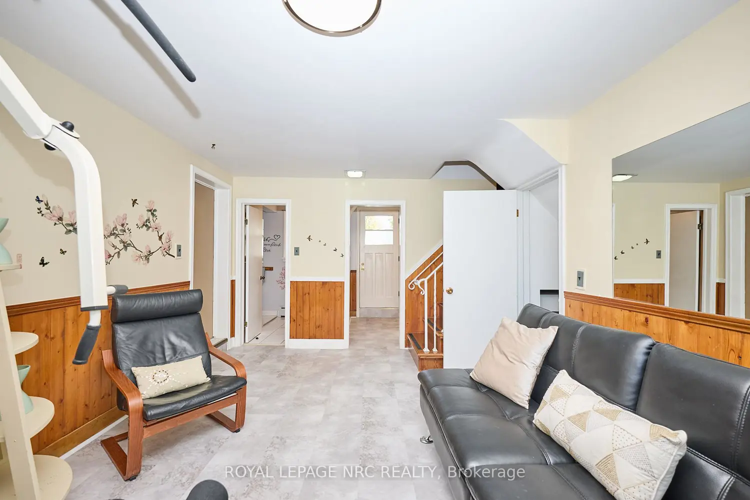 Additional image 14 of 81 Riverview Boulevard