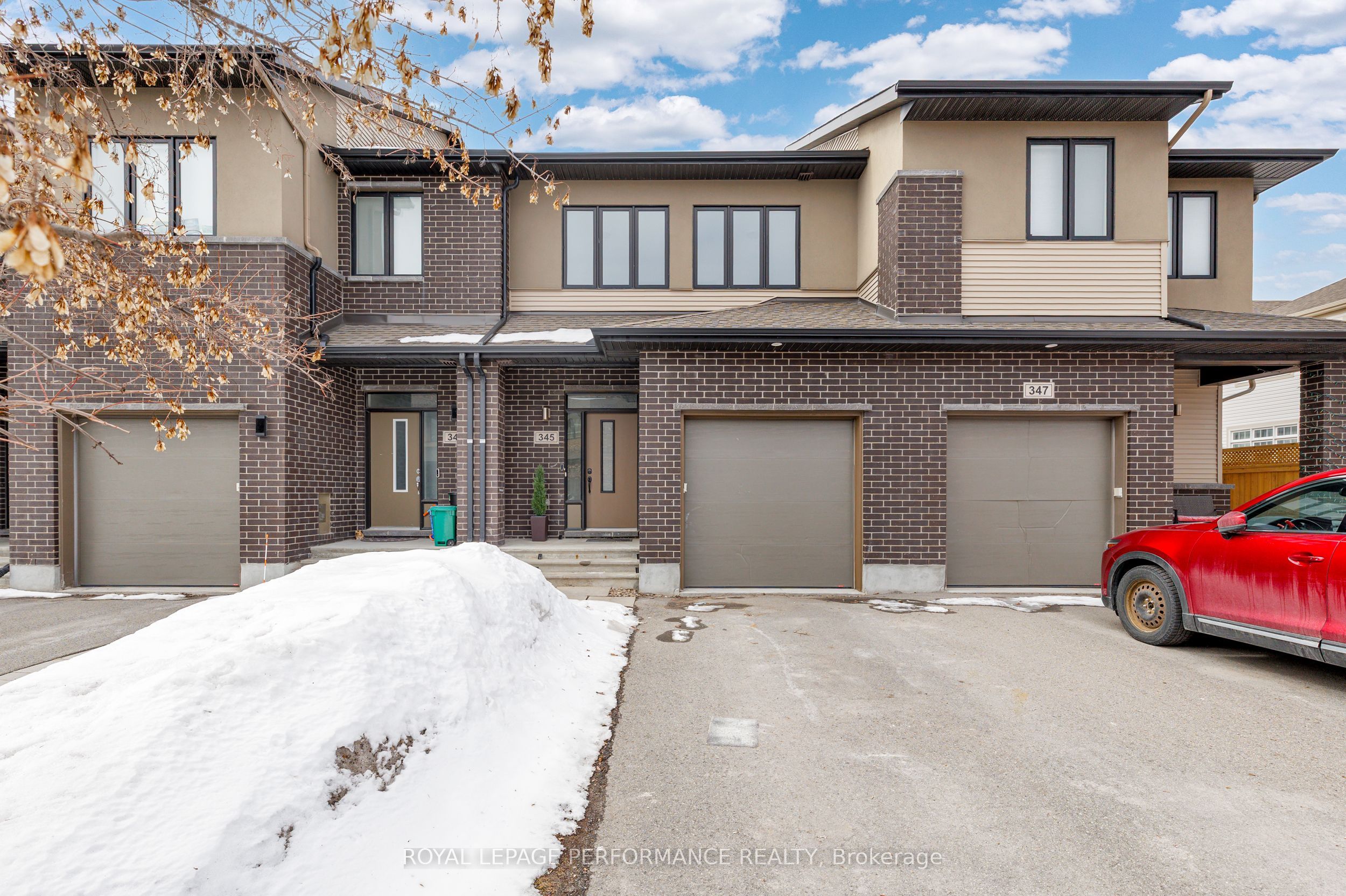 Primary image of 345 Nonius Street, Ottawa, ON, K2V 0E1