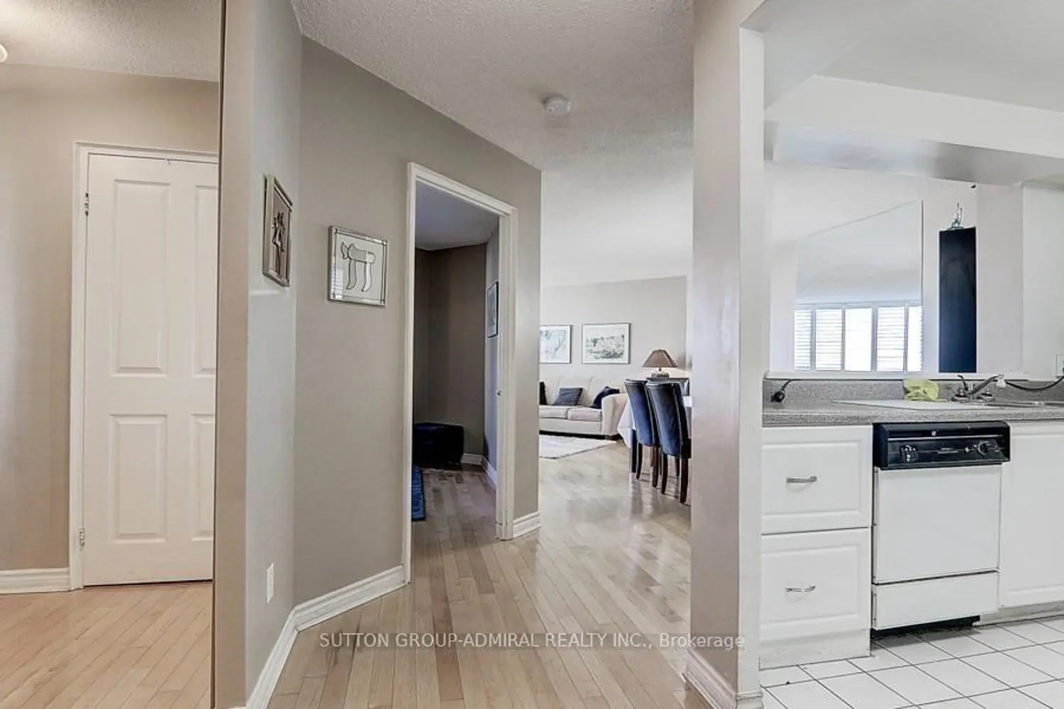 Additional image 4 of 1121 Steeles Avenue 1008