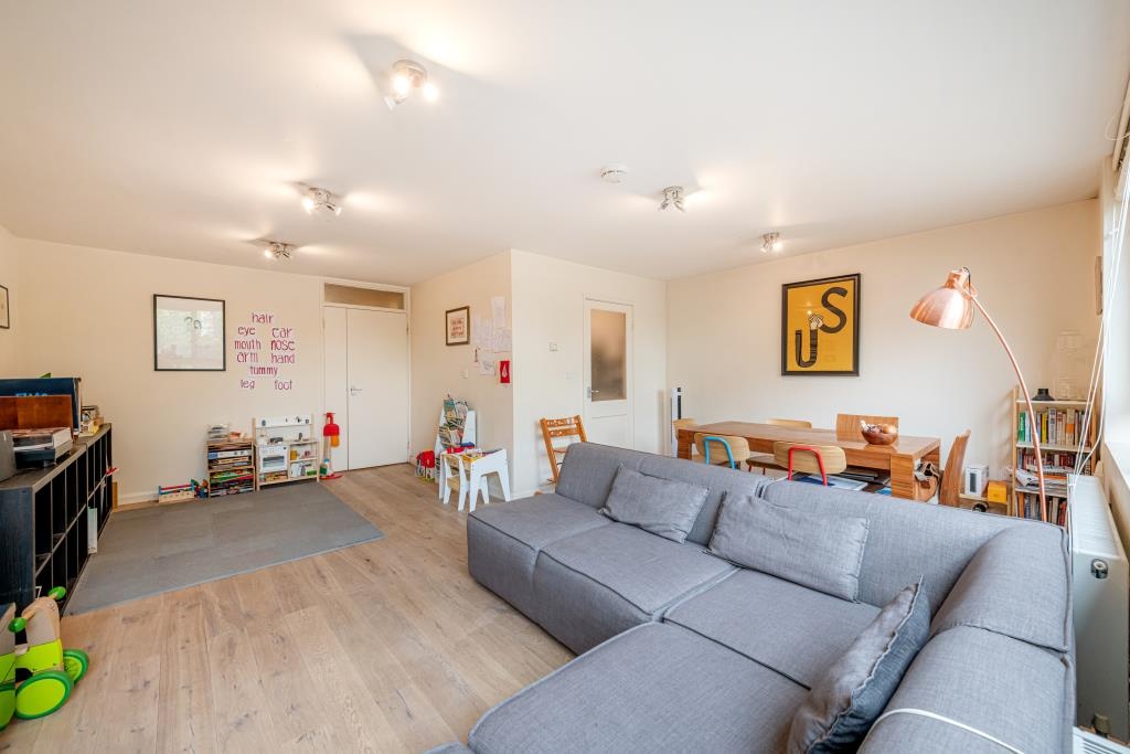 Additional image 2 of 2 Bed Flat, Waverley Court, NW3, N1 7GU