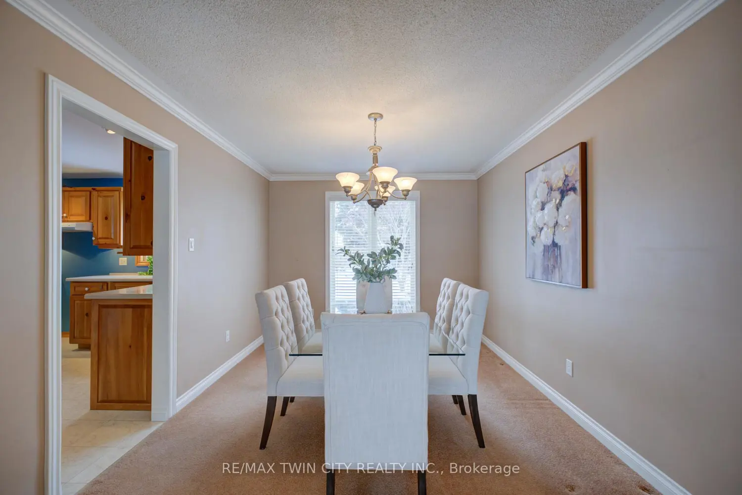 Additional image 4 of 8 Wildflower Lane