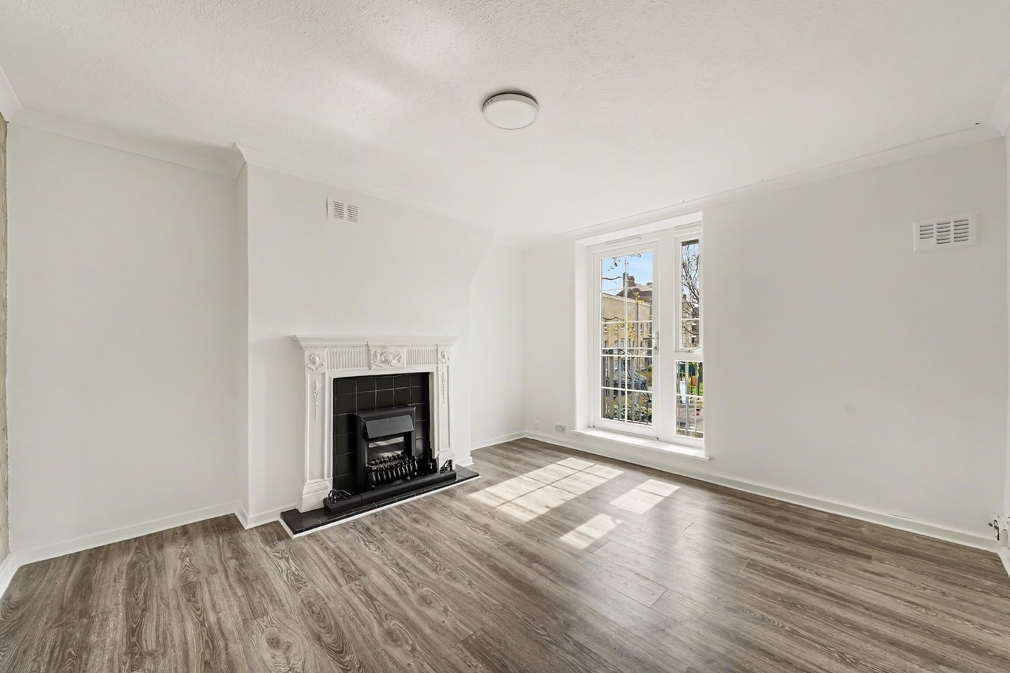2 Bed Flat, Catherine House, N1, N1 7GU