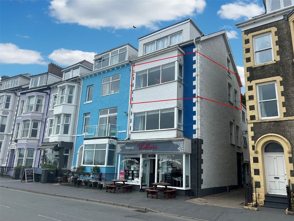 2 bed flat for saleBodfor Terrace, Aberdovey, Gwynedd LL35