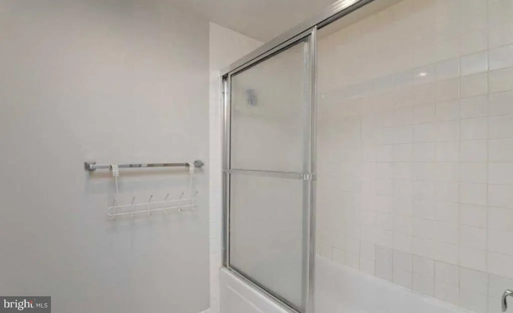 Additional image 23 of 1230 23rd Street NW Unit 818, Washington, DC 20037