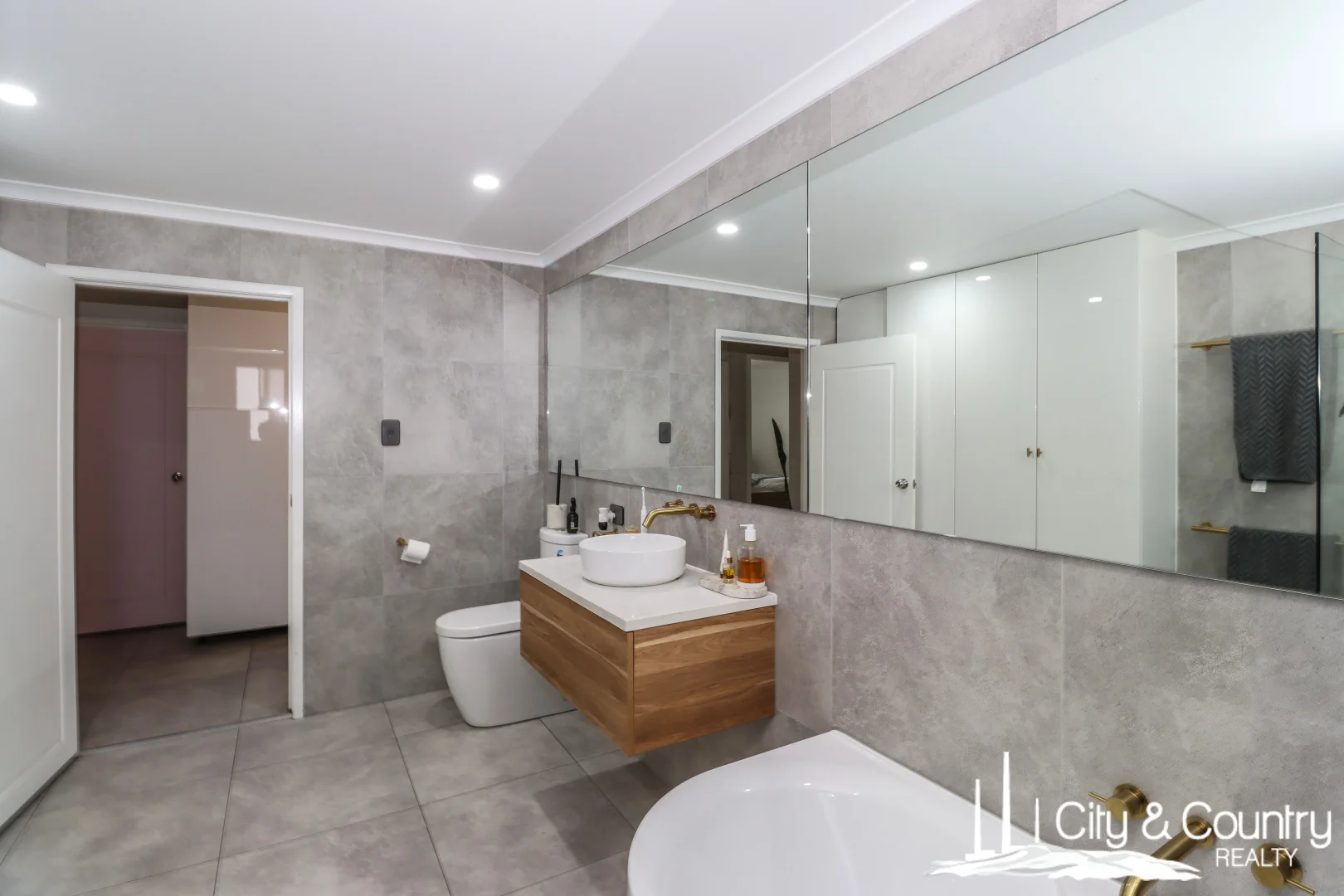 Additional image 12 of 11 Beverly Lane, Mount Isa QLD 4825