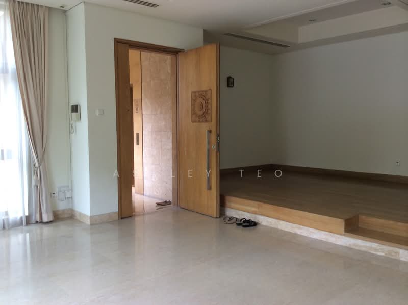 2 Saint Martin's Drive