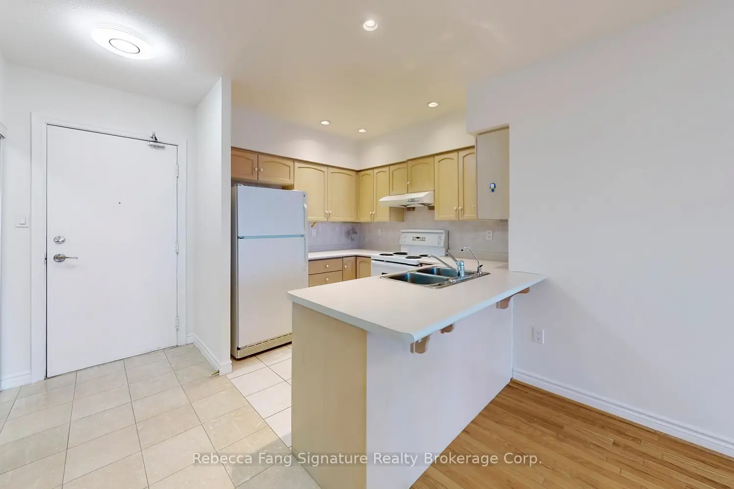 Additional image 6 of 125 Omni Drive Ph 32