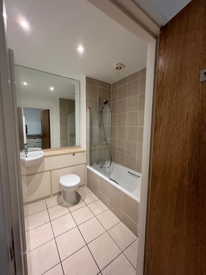 Additional image 7 of 2 Bed Flat, Chapeltown Street, M1, N1 7GU