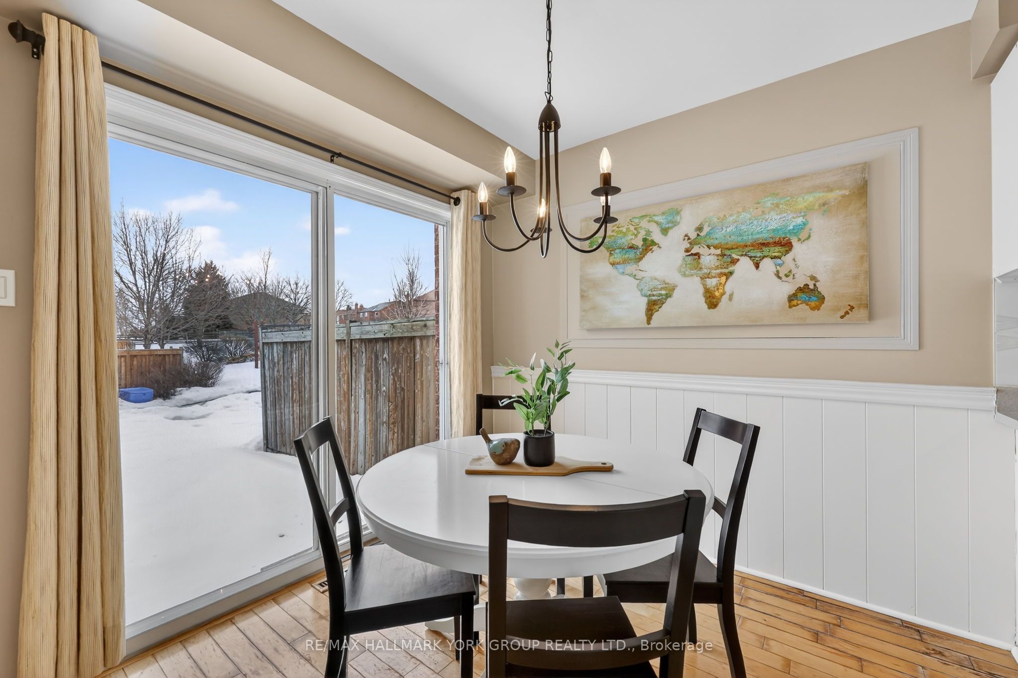 Additional image 4 of 890 Caribou Valley Circle, Newmarket, ON, L3X 1X1