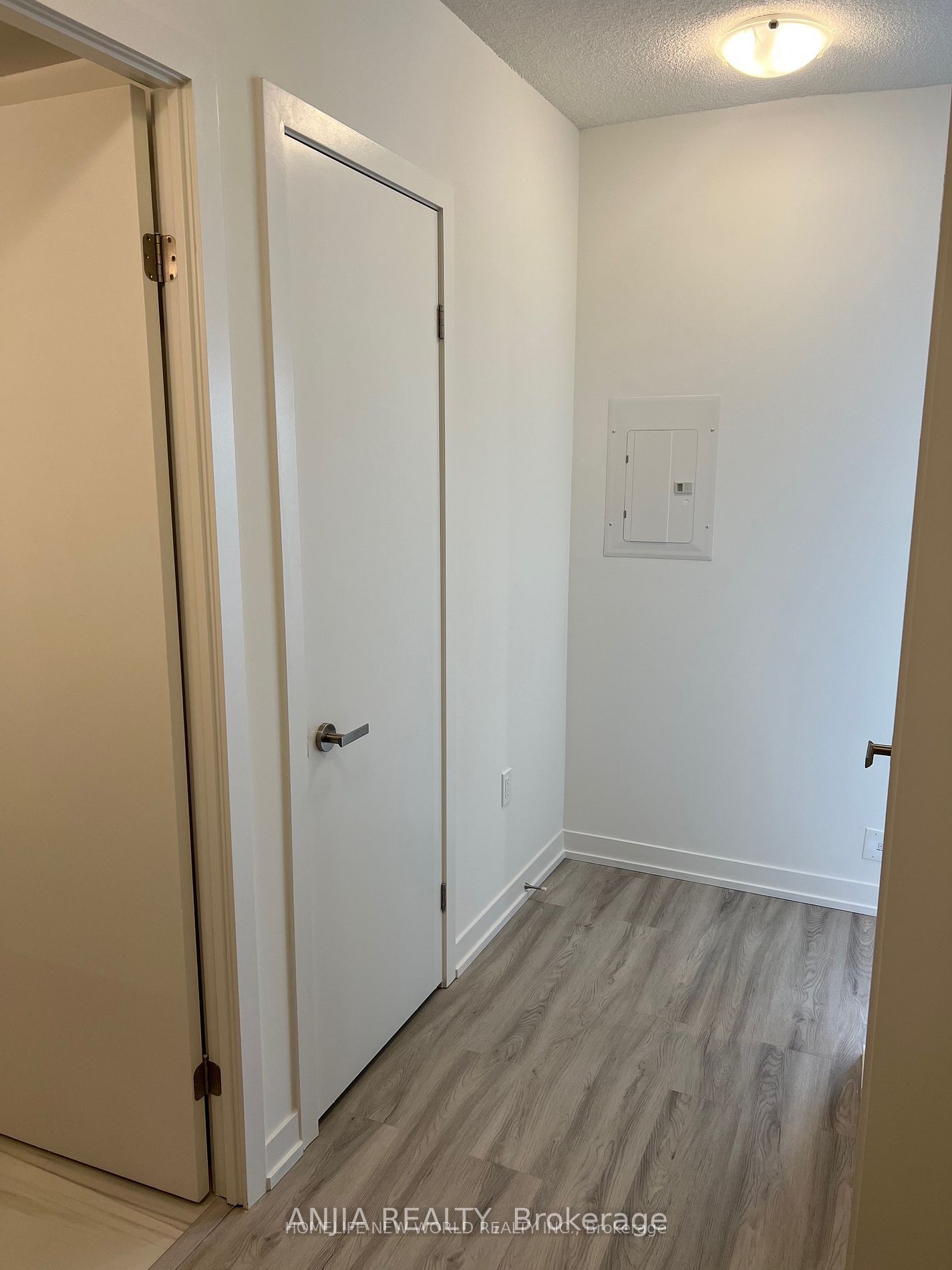 Additional image 3 of 4211-55 Cooper Street, Toronto, ON, M5E 0G1