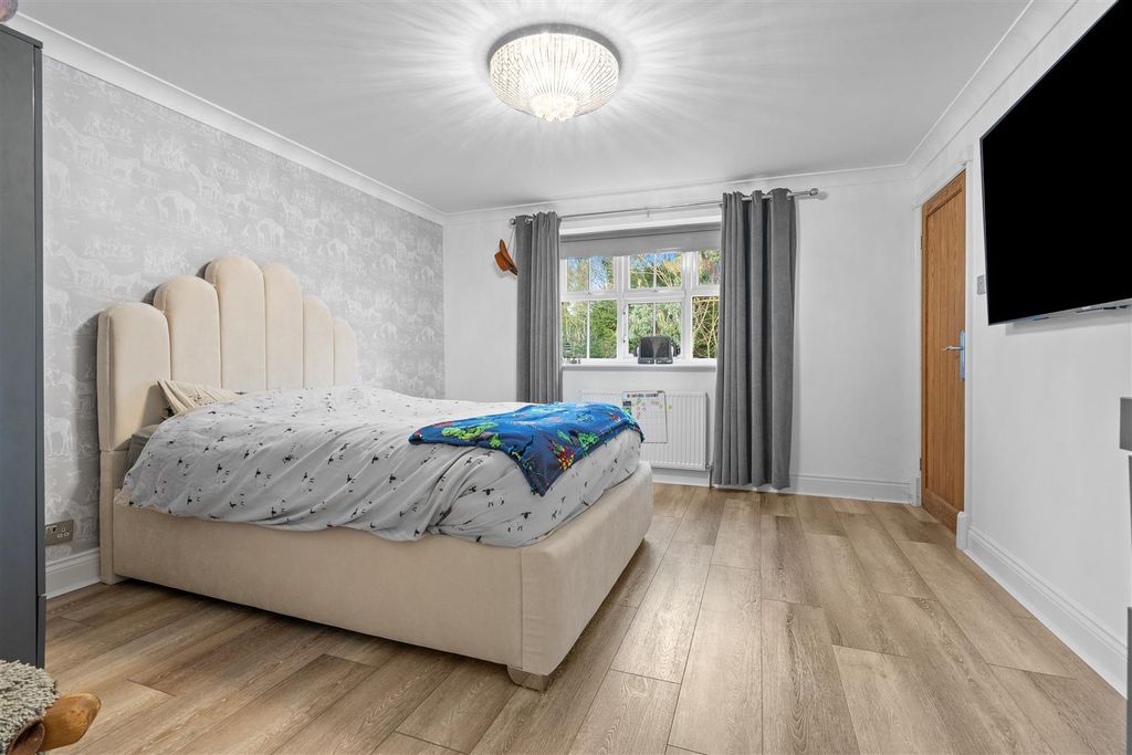 Additional image 40 of 6 bed detached house for salePark Drive, Hartlepool TS26