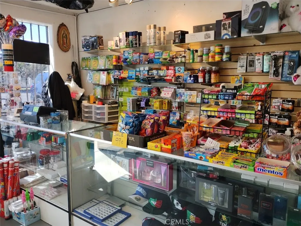 Additional image 53 of 2613 E Carson St, Carson, CA 90810