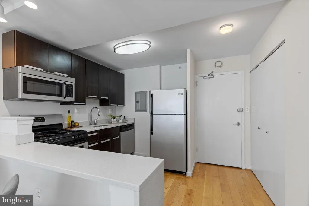 Additional image 10 of 1101 3rd Street SW Unit 312, Washington, DC 20024