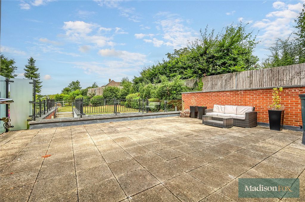 Additional image 28 of 4 bed flat for saleManor Road, Chigwell, Essex IG7