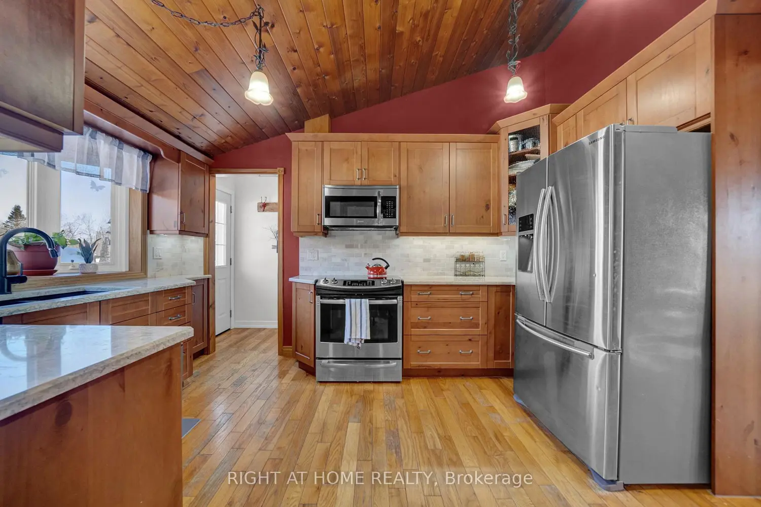 Additional image 3 of 424 Bridle Road