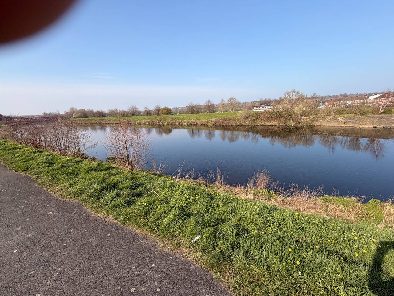 Additional image 2 of 2 Bed Semi-Detached House, Riverside Way, M6, N1 7GU