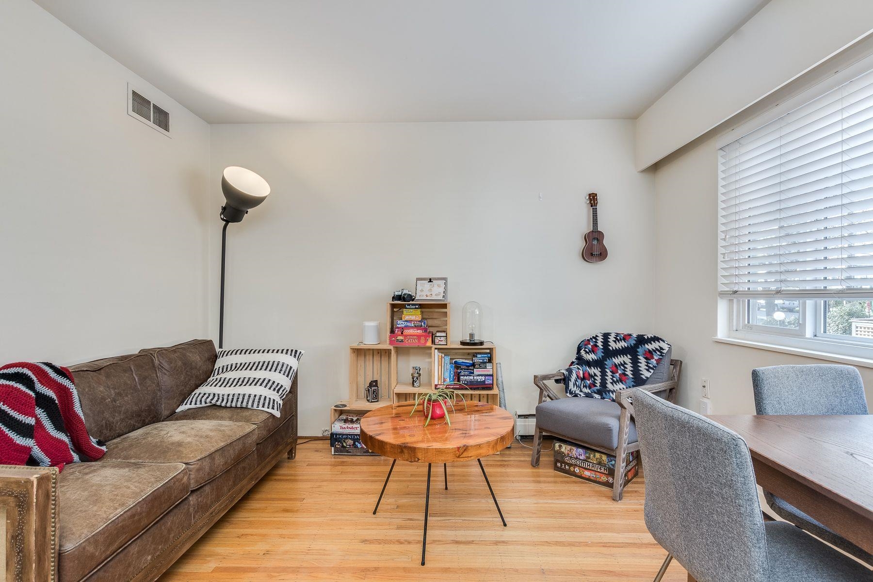 202-1985 W 8th Avenue , Vancouver, BC, V6J 1W2