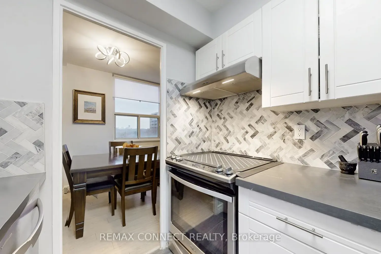 Additional image 9 of 1145 Logan Avenue 703
