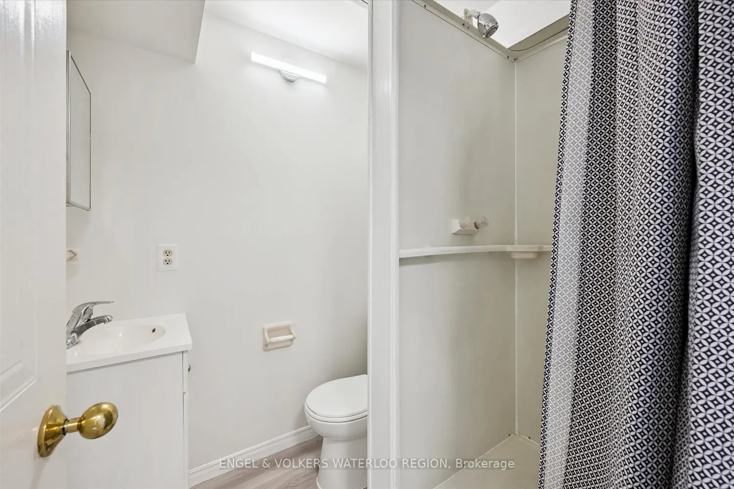 Additional image 18 of 250 Keats Way 24