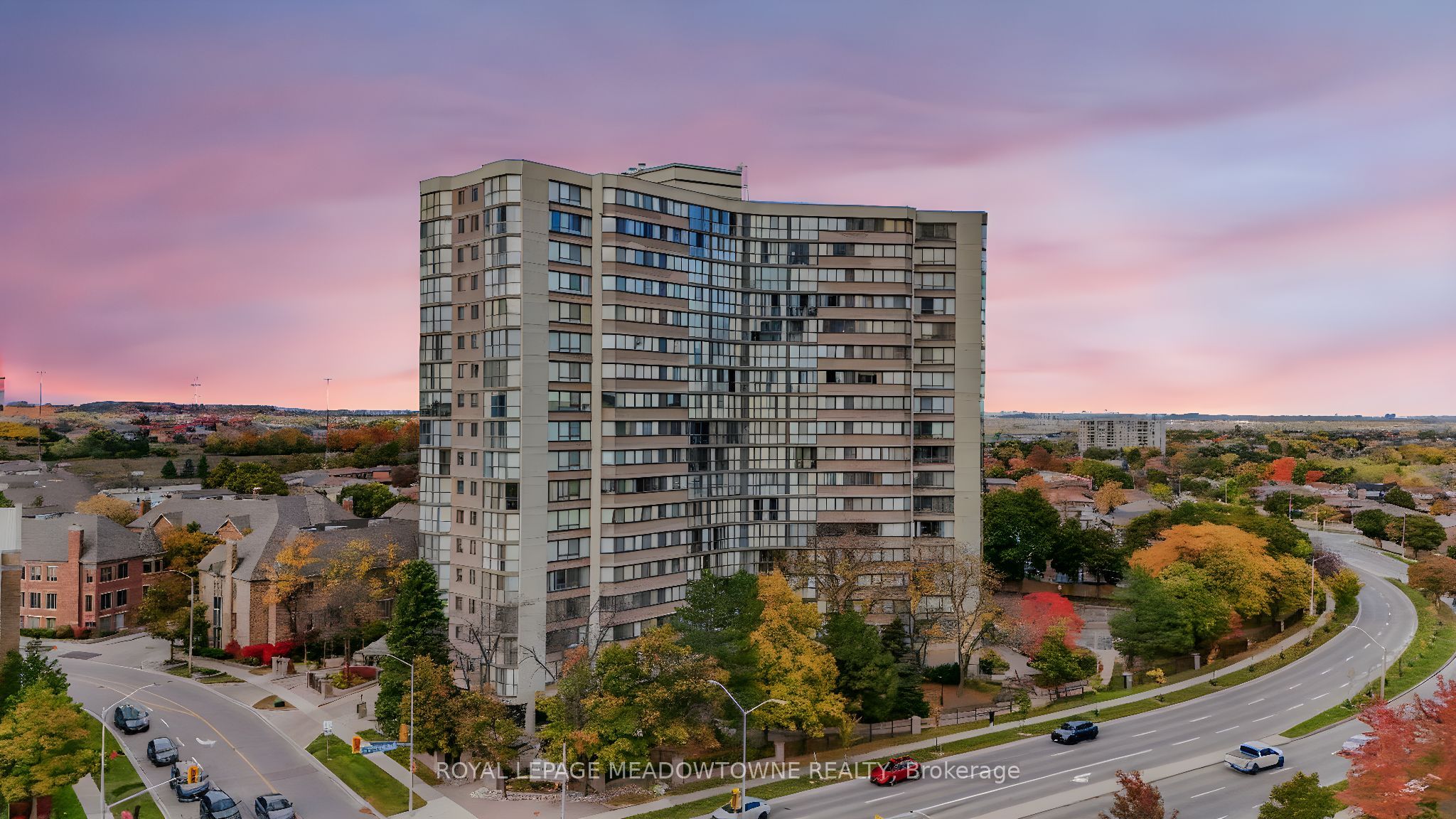 Additional image 2 of 204-4235 Sherwoodtowne Boulevard E, Mississauga, ON, L4Z 1W3