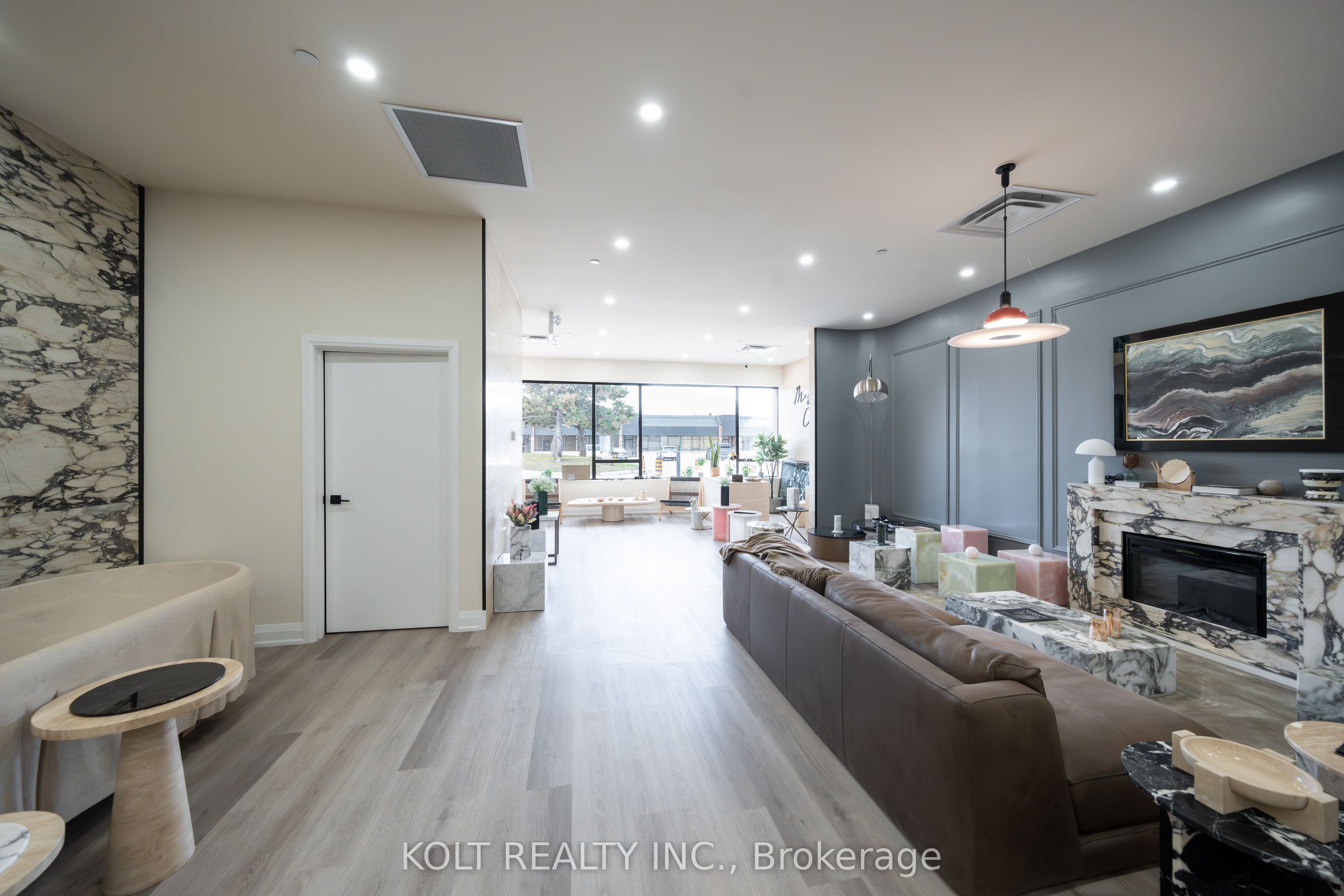 Additional image 4 of 30-330 Esna Park Drive, Markham, ON, L3R 1H3