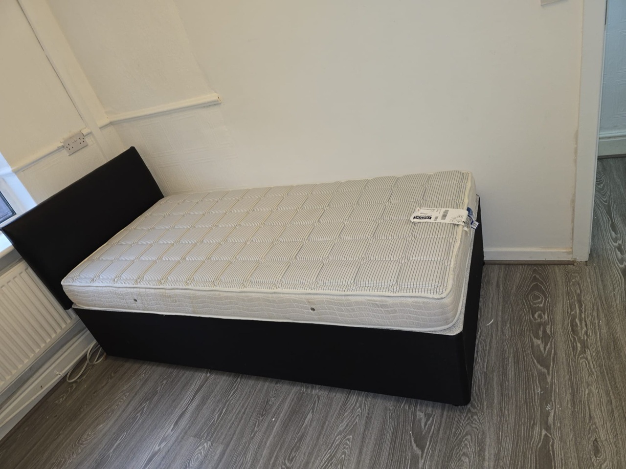 Additional image 14 of 3 Bed Terraced House, Pennell Street, M11, N1 7GU