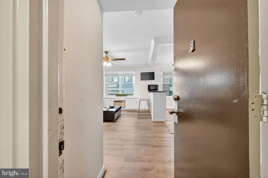 Additional image 4 of 2130 N Street NW Unit 509, Washington, DC 20037