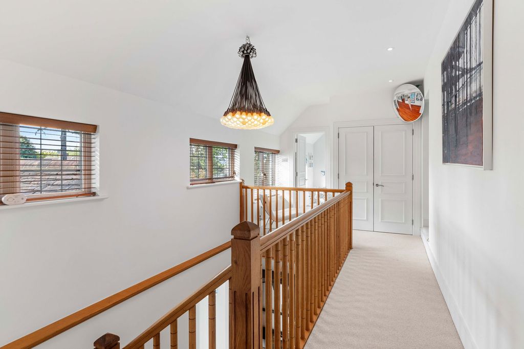 Additional image 57 of 6 bed detached house for saleRoundwood Avenue, Hutton Mount, Brentwood CM13