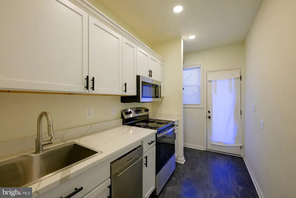 Additional image 18 of 1934 35th Place NW Unit 1, Washington, DC 20007