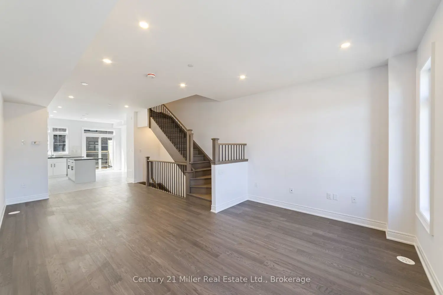 2150 Trafalgar Road 50 photo 5
