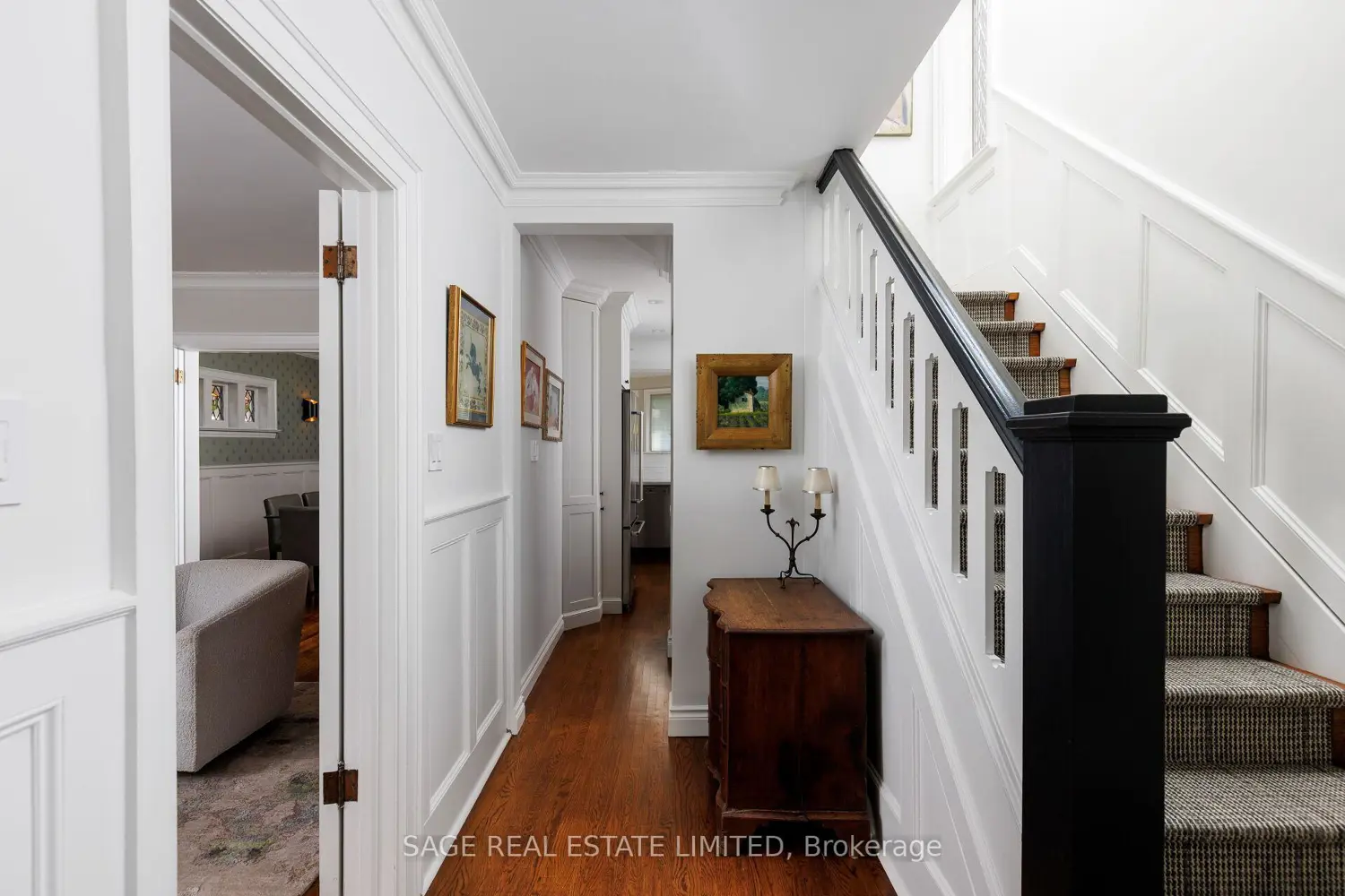 35 Grenview Boulevard