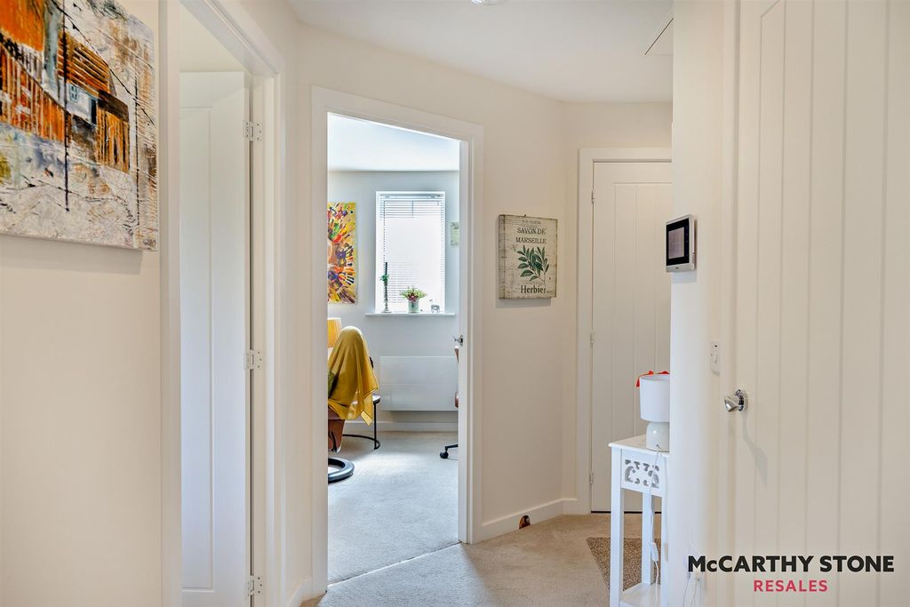 Additional image 15 of 2 bed flat for saleHooton Road, Willaston, Neston CH64