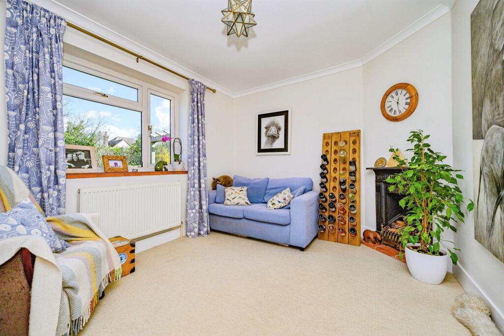 Additional image 4 of Watling Street, Park Street, St. Albans