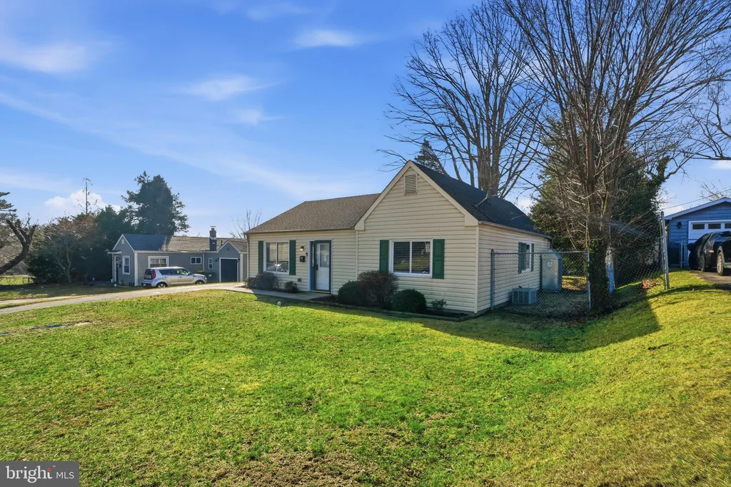 Additional image 3 of 1617 W Willow Run Drive, Wilmington, DE 19805