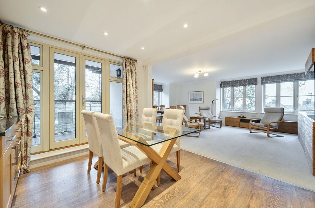 Additional image 2 of 3 bed flat for saleMilesdown Place, Winchester, Hampshire SO23