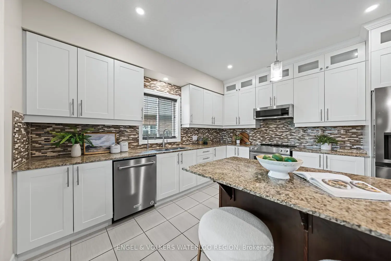 Additional image 5 of 261 Watervale Crescent