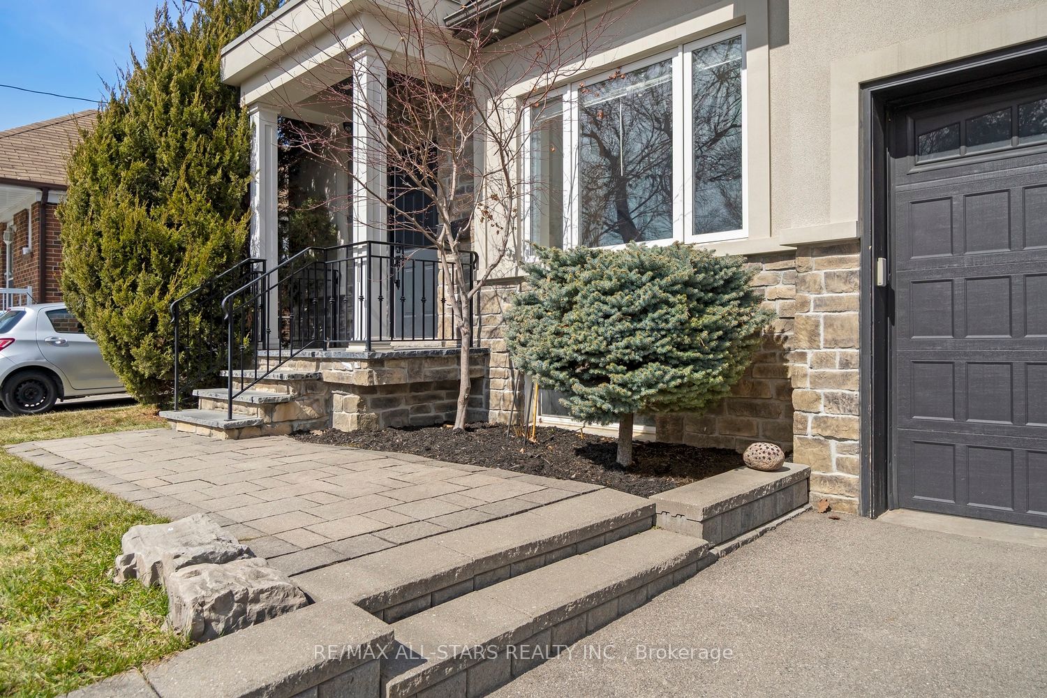 Additional image 3 of 36 Athol Avenue, Toronto, ON, M8Z 2A4