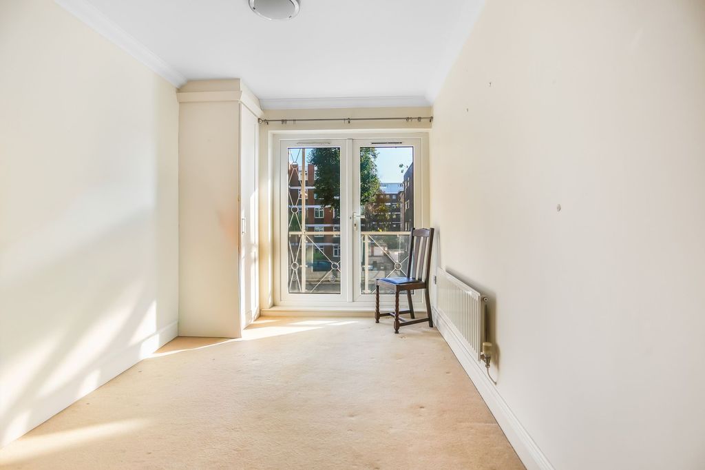 Additional image 6 of 2 bed flat for salePalmeira Avenue, Hove BN3