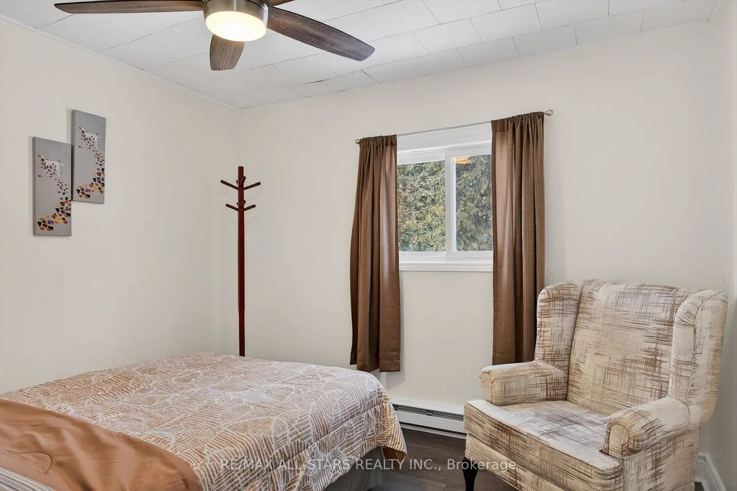 Additional image 10 of 220 Mcguire Beach Road