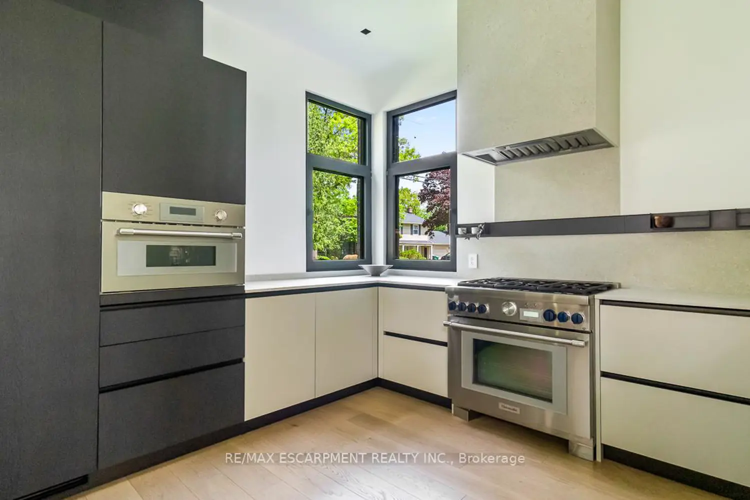 Additional image 6 of 1308 Greenoaks Drive