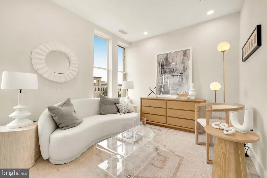 Additional image 7 of 2005 11th Street NW Unit 203, Washington, DC 20001