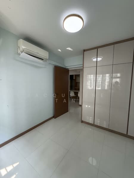 Additional image 8 of 429B Bedok North Road