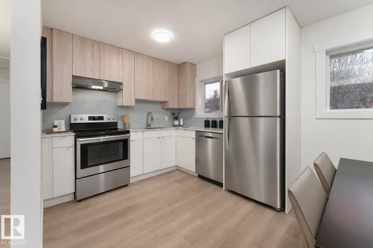 Additional image 7 of 12220 51 Street NW, Edmonton, AB, T5W3H2